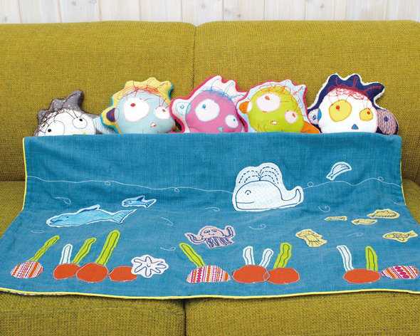 《用孩子的畫做成世界唯一的布偶》把畫躍上午睡毯子！讓孩子睡得更香甜
