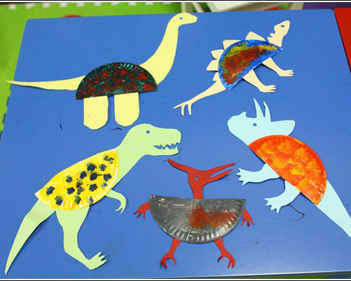 紙盤做恐龍
