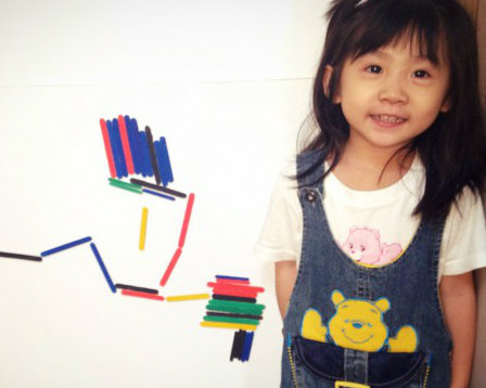 孩子藝術創作爬滿牆！彩色磁鐵冰棒棍DIY