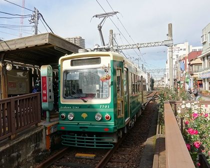 搭荒川線電車穿越時空，體驗東京復古風情！都營一日乘車券、銅板美食大進擊～