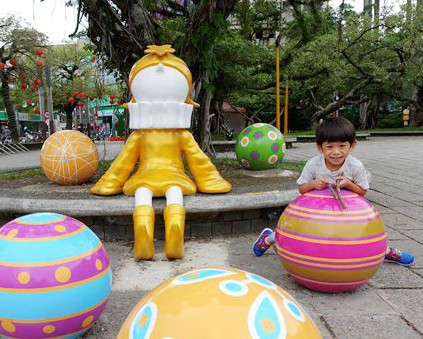 大快朵頤前盡情放電，好拍好玩童趣藝術裝置～宜蘭羅東中山公園