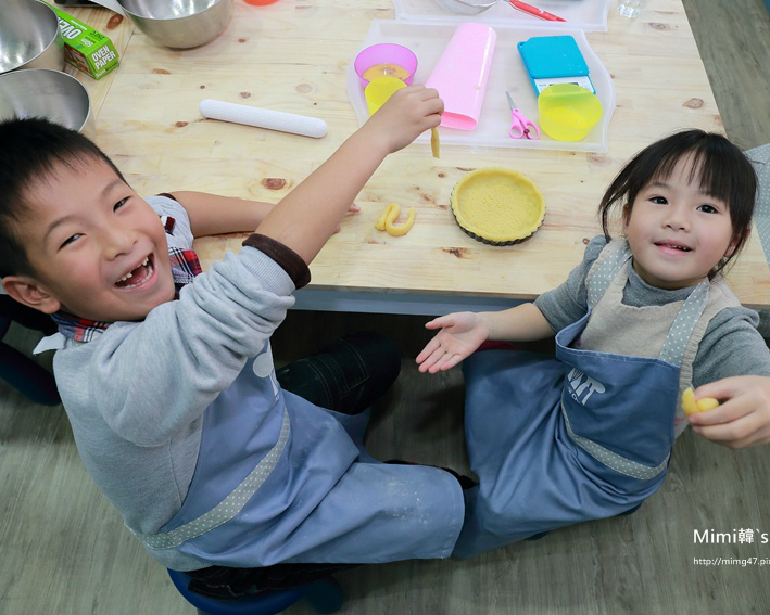 和寶貝一起動手做蛋糕～台南Mini Chef 親子烘焙坊