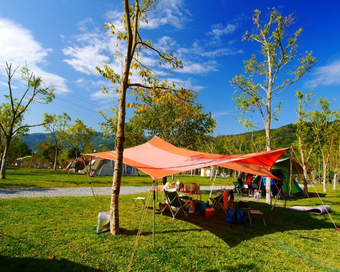 天空草原的遊樂園、露營野餐的好場地～南投山水園露營農莊