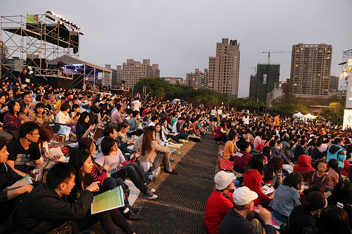 高雄春天藝術節 提姆波頓草地音樂會 親子生活 Kidsplay親子就醬玩