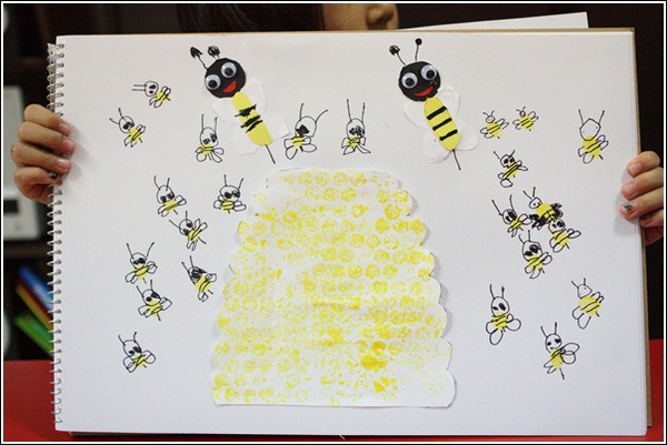 手指印蜜蜂画