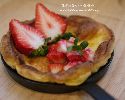 和孩子共作Dutch Baby！一口咬下超滿足～小鐵鍋鬆餅DIY