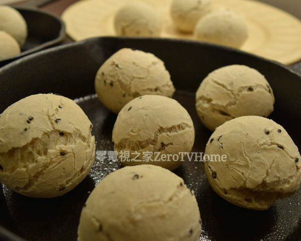 QQ口感好滋味！韓國麻糬麵包Sesame Tapioca Bread