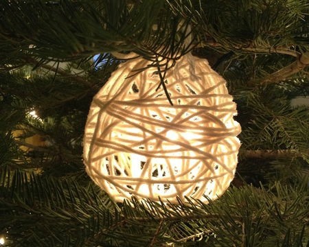 聖誕樹上的光明燈！溫暖風發光毛燈籠DIY