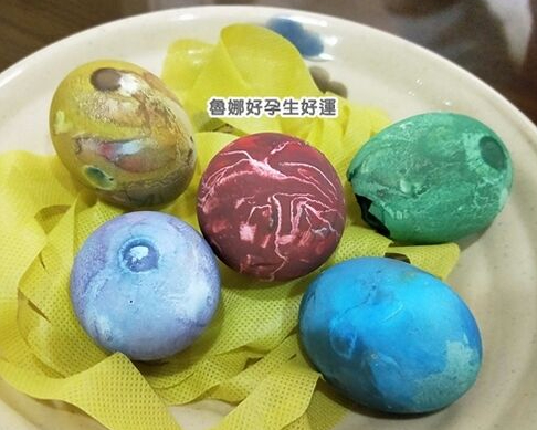 蛋殼蛋盒怎麼用，玩彩繪、認顏色～