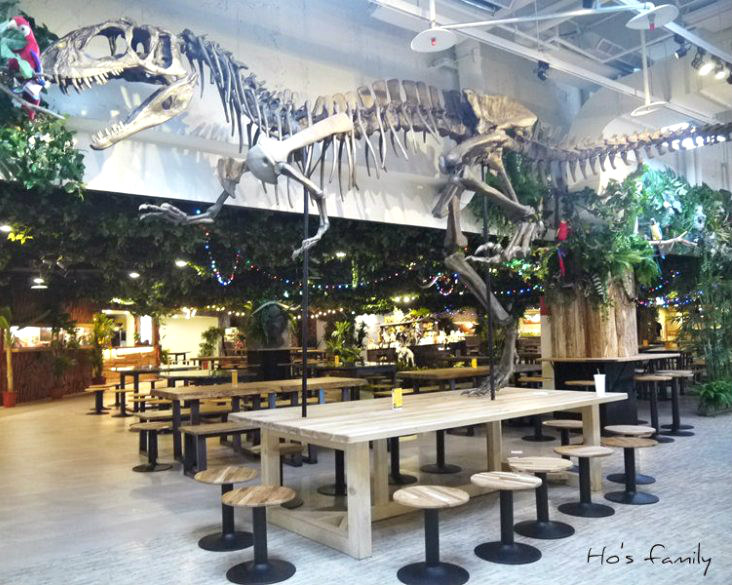 大恐龍、長毛象陪你吃飯！藏身城市的叢林世界～台北恐龍食場