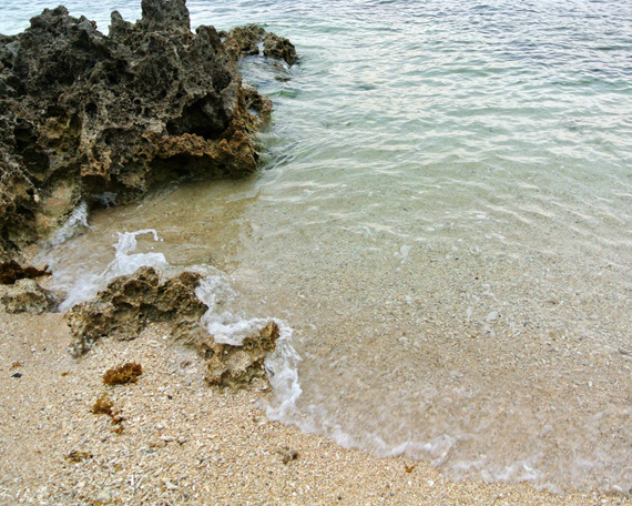 大小朋友最愛的天然戲水池～墾丁小巴里島