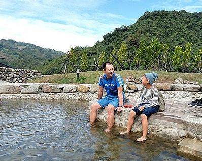 免費溫泉泡腳池、原住民文化體驗～苗栗泰雅原住民文化產業園區