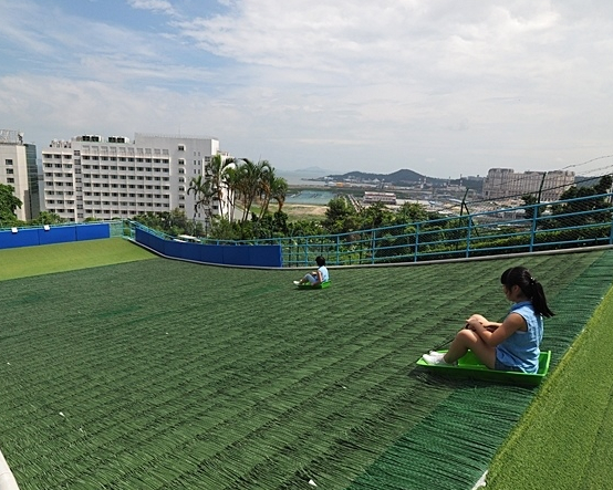 免費滑草景點，還有便宜又好玩水上單車～澳門大潭山公園、南灣湖