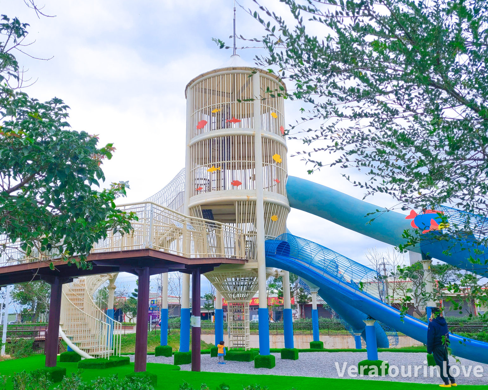 天國階梯×瑪利歐水管，不同路徑挑戰高塔溜滑梯～桃園水之丘公園