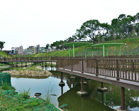 比秋紅谷大三倍的多功能生態公園～台中坪林森林公園