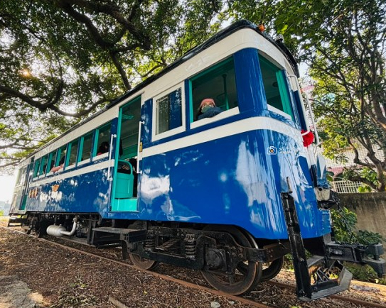 藍皮列車×蒂芬妮藍車廂，糖鐵勝利號出發～台南新營鐵道文化園區