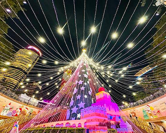 【新北歡樂耶誕城@新北市民廣場】 2023/11/17~2024/01/01