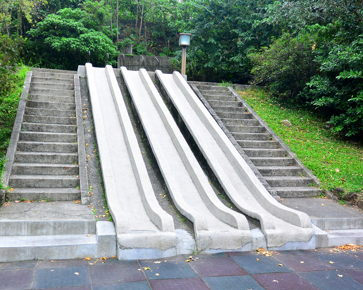 陪伴著大朋友、小朋友的百年滑梯～台北北投兒童樂園