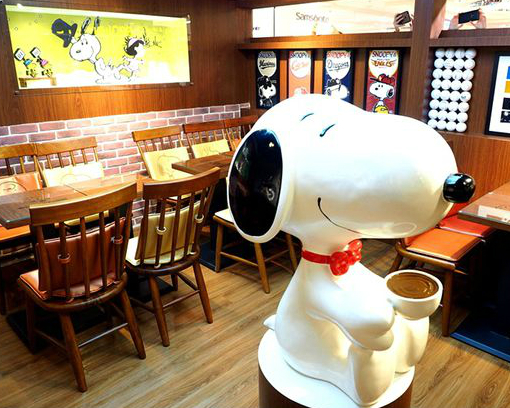 讓史努比跟咖啡一起溫暖你～新竹 Charlie Brown Café Taiwan