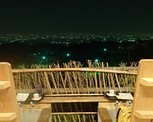 泡腳賞夜景，養生又養眼～彰化山中居景觀餐廳