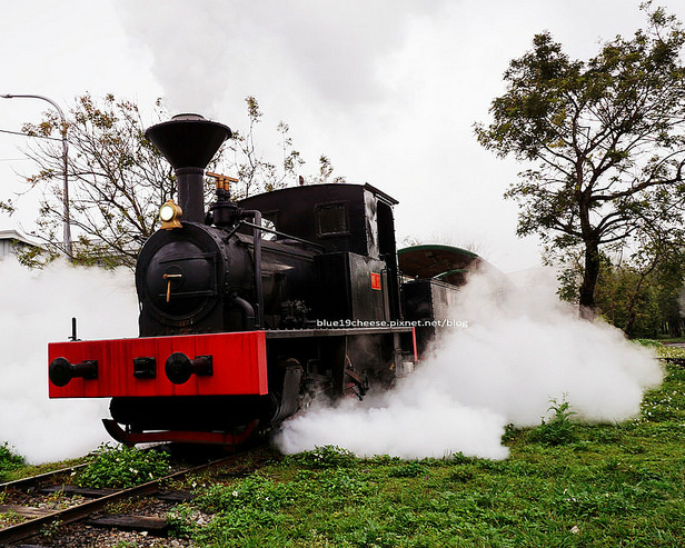 復刻版騰雲號蒸氣火車，來了～台中東勢舊火車站暨客家文化園區