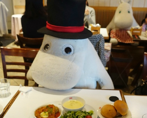 萌翻天嚕嚕米坐檯陪你喝咖啡～日本moomin Bakery & Cafe 嚕嚕米咖啡店(博多運河城店)