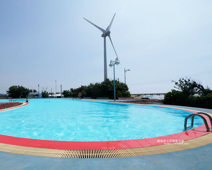 炎炎夏日，戲水玩沙趣～台中大安濱海樂園(大安海水浴場)