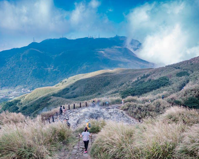 勇闖台北第一高峰，天涼芒芒好個秋～台北七星山