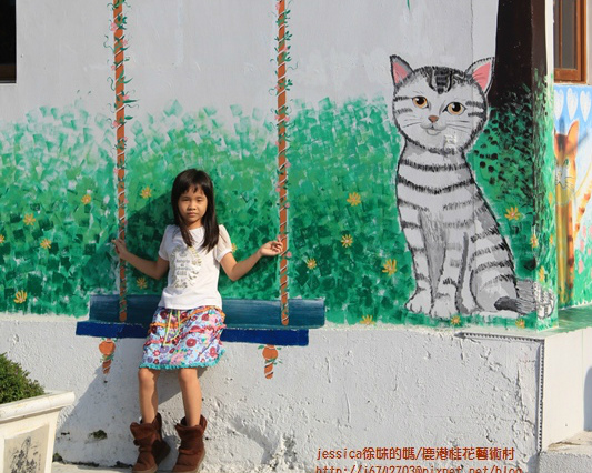 繽紛多彩療癒的彩繪牆！鹿港桂花巷藝術村