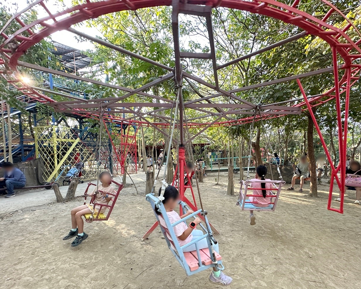 不插電遊樂園，暢玩水陸空遊具一整天～桃園野趣森林