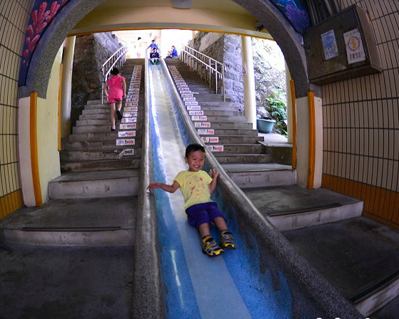 準備開溜哦！北台灣最長的溜滑梯～瑞芳濂洞國小