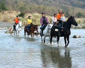 親子策馬奔騰野外趣～屏東悠客馬術渡假村