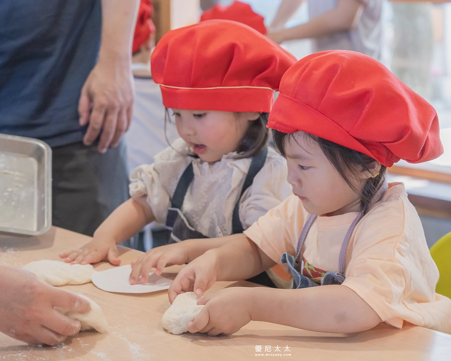 以大自然為教室，生態導覽×麵包手作～台中初心旅行農莊民宿