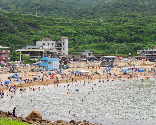 山海之間，一抹黃金海岸線～基隆大武崙情人海灘(澳底沙灘)