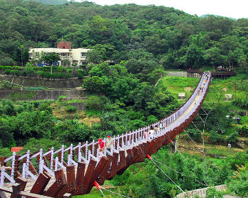 白石湖吊橋