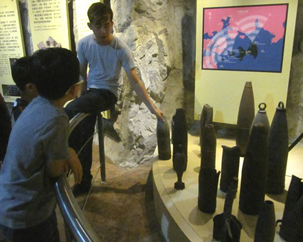 帶著孩子走出課本～見證砲戰歷史！金門八二三戰史館